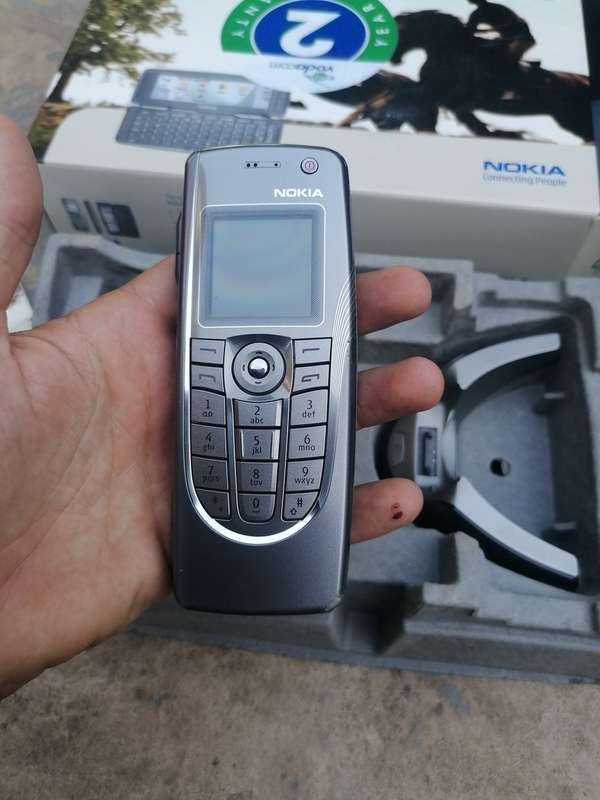 Rare find a Original NOKIA 9300I CELLPHONE with box