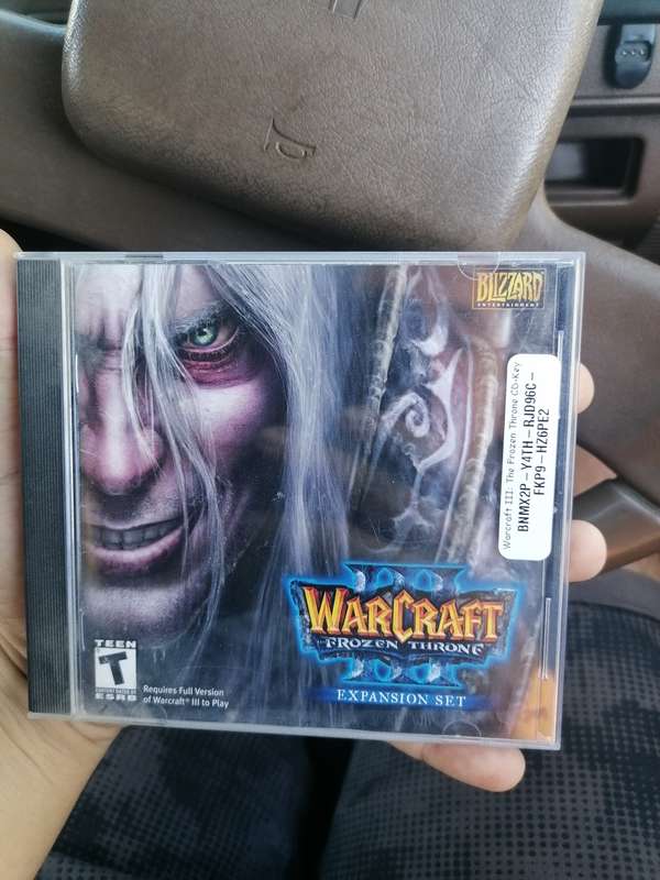 Warcraft 3 expansion cd. Pc game