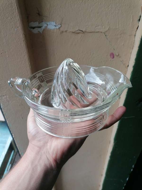 Clear Ribbed Glass Hand Citrus Juicer