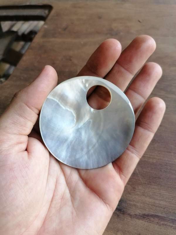 Lovely shell pendant