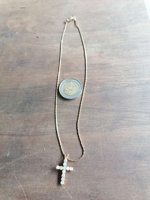 Vintage cross pendant. Not sure of metal.