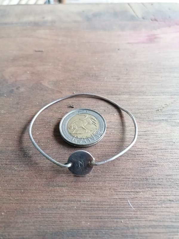 925 sterling silver Bracelet with capital `M`