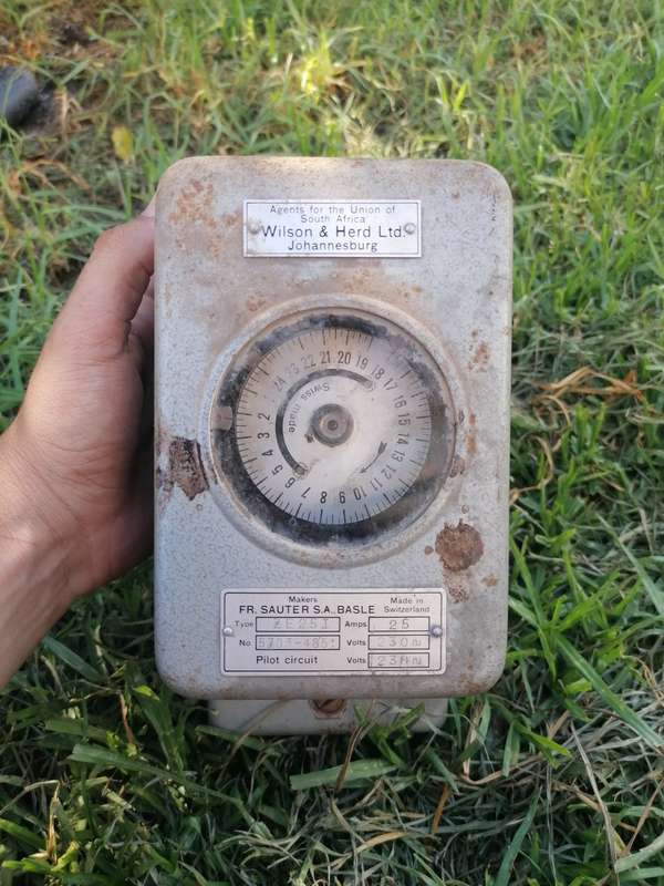 Vintage union of south africa timer.