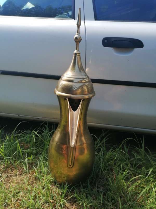 Large Saudi Arabia brass kettle. 79cm tall weight near 8kg