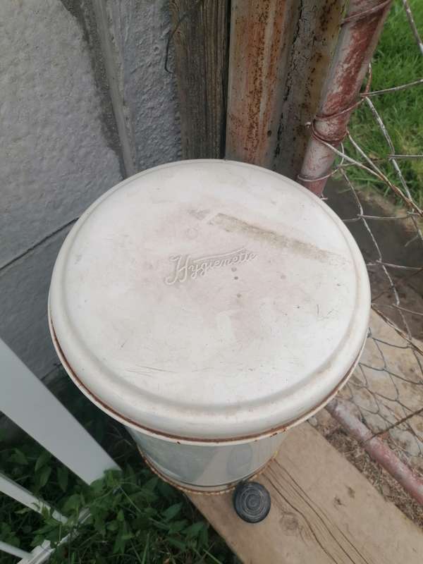 Vintage Metal Paper Waste Bin working condition