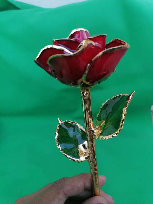 Red Rose Glazed & Trimmed with 24K Gold with its matching earrings and pendant with authentication
