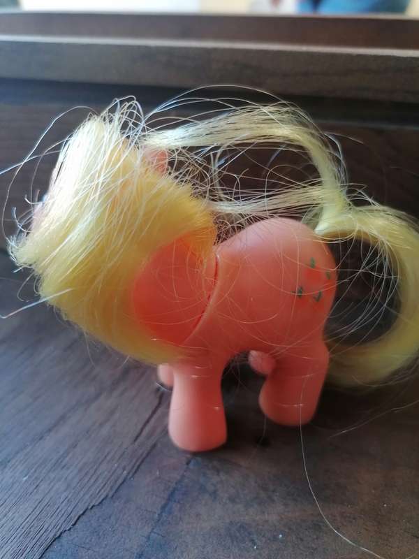 1984 my little pony made in Hong kong