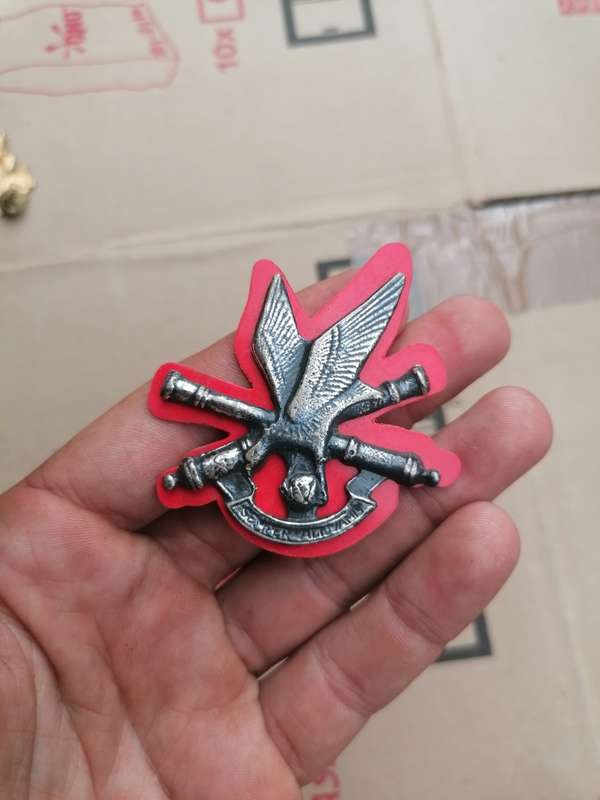 4 Field Regiment Cap Badge