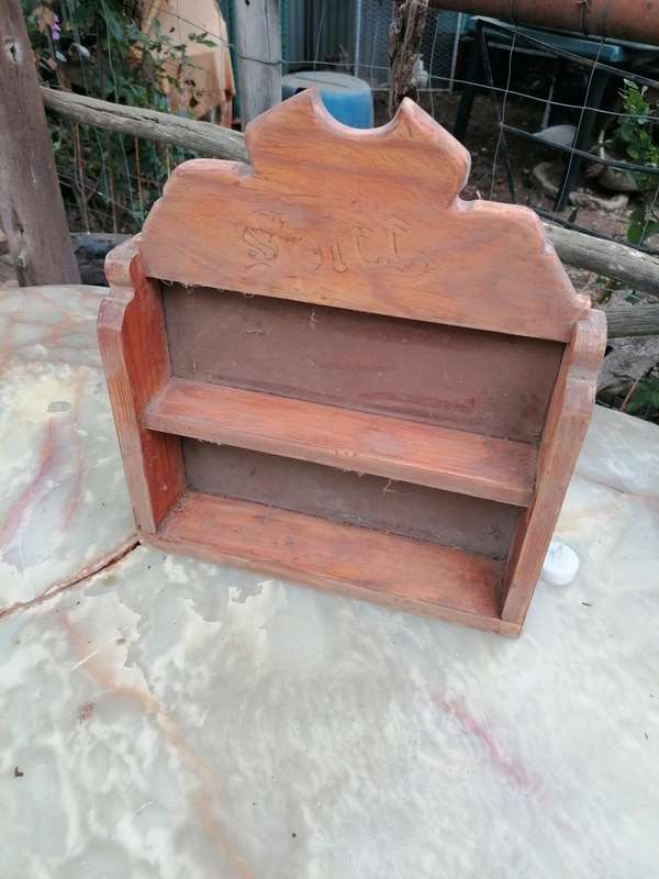 Vintage spice holder