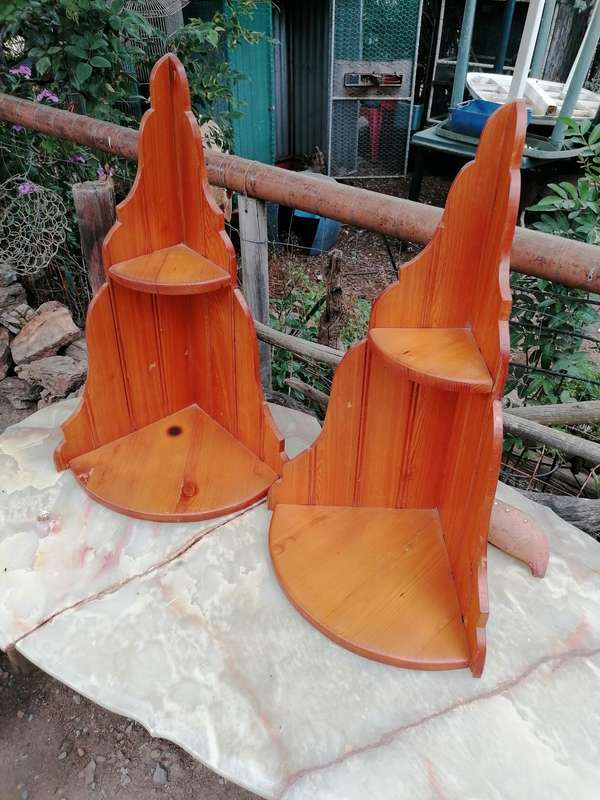 Pair Oregon pine corner shelfs