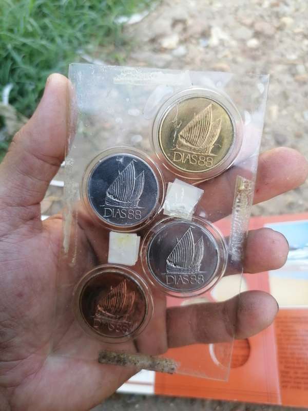 Diaz 88 Commemorative token set