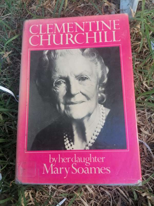 Clementine Churchill Lady Spencer Winston Wife by Daughter Soames Reference Book