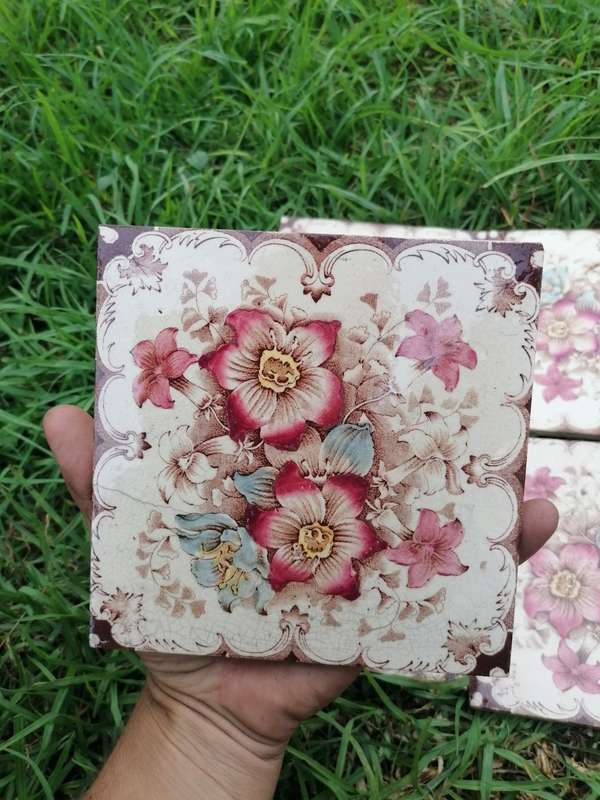 5 x Victorian fireplace tile floral design