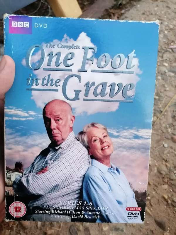 ONE FOOT IN THE GRAVE COMPLETE BBC BOX SET DVD ALL SIX SERIES AND SPECIALS
