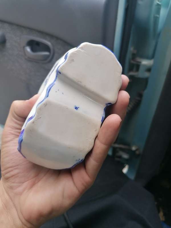 Vintage**Ceramic ashtray in the shape of a boot