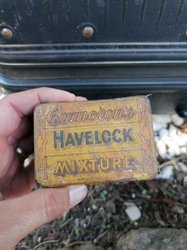 Rare find a antique Cameron`s havelock 4 oz Tabacco tin