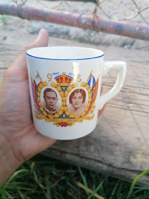 12th may 1937 coronation mug