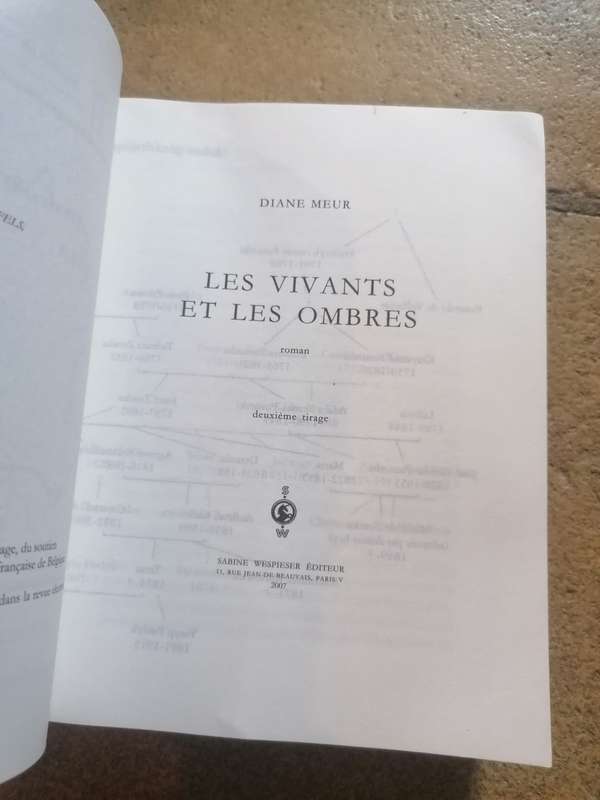 DIANE MEUR  LES VIVANTS ET LES OMBRES  roman