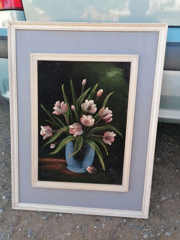 Lovely framed vintage painting on velvet