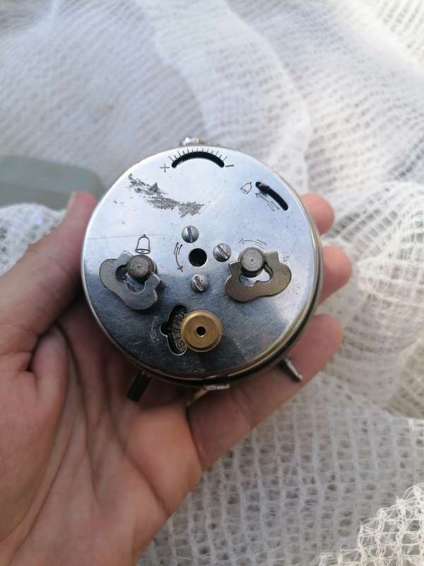 Small vintage alarm clock 8cm