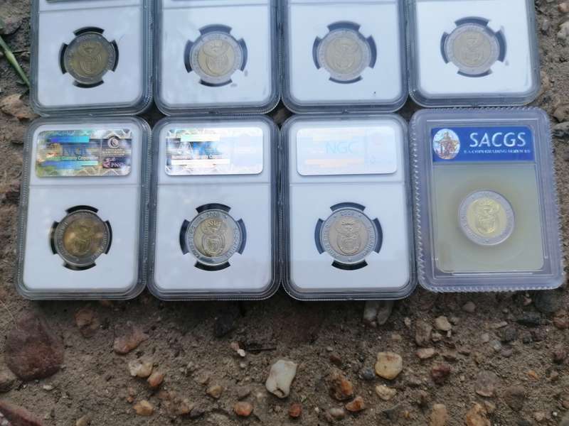 2008 graded R5 Mandela coin lot from XF45 - MS68