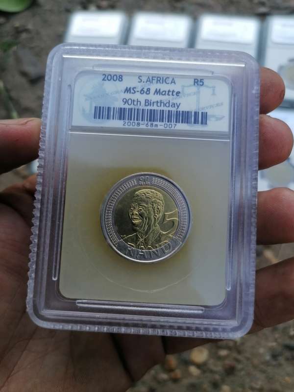 2008 graded R5 Mandela coin lot from XF45 - MS68