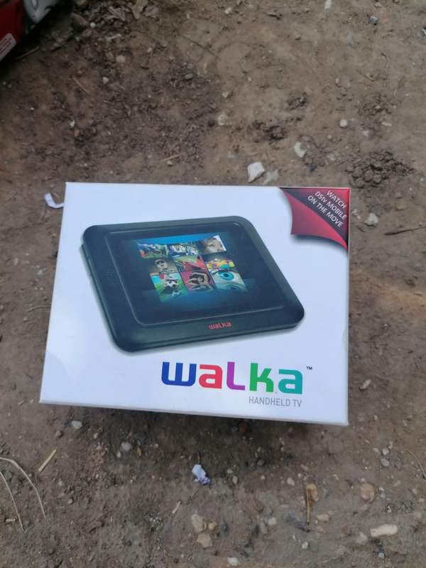 DSTV WALKA HANDHELD TV
