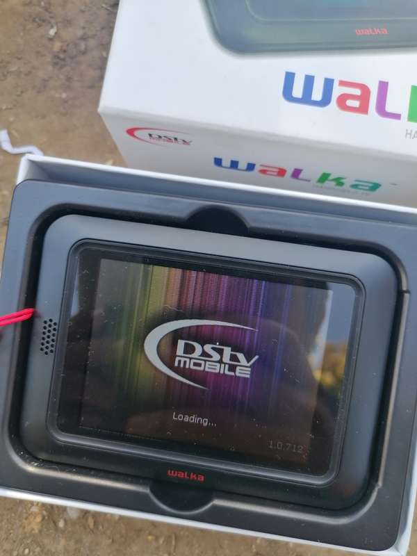DSTV WALKA HANDHELD TV