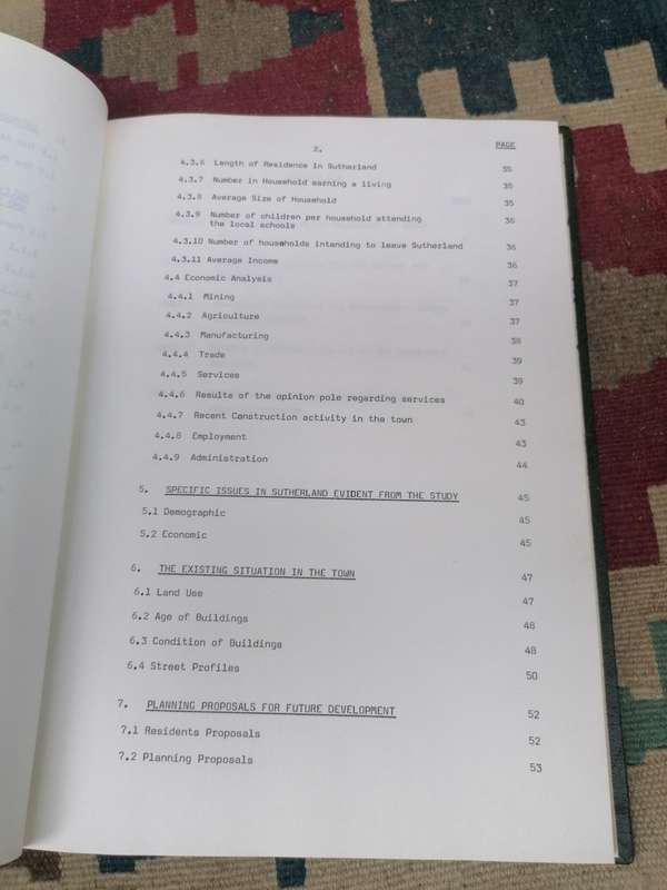 The role if small towns in the central karoo with Sutherland as a case study by p. G mons