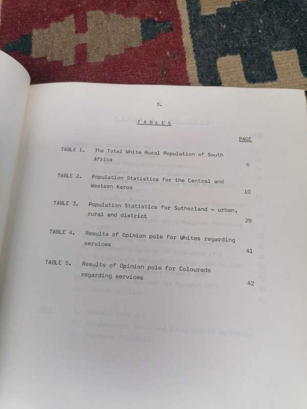 The role if small towns in the central karoo with Sutherland as a case study by p. G mons