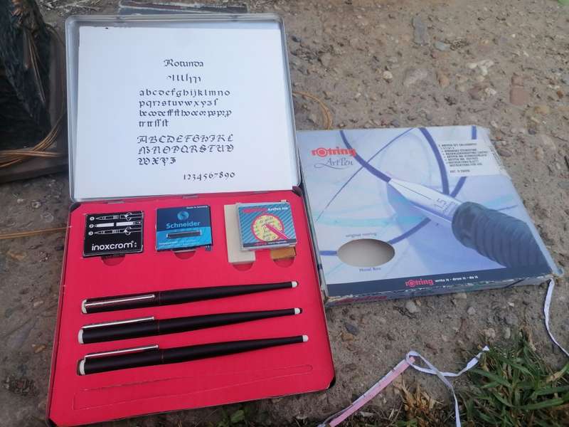 Vintage Rotring Art Pen Calligraphy 3 Pen Set