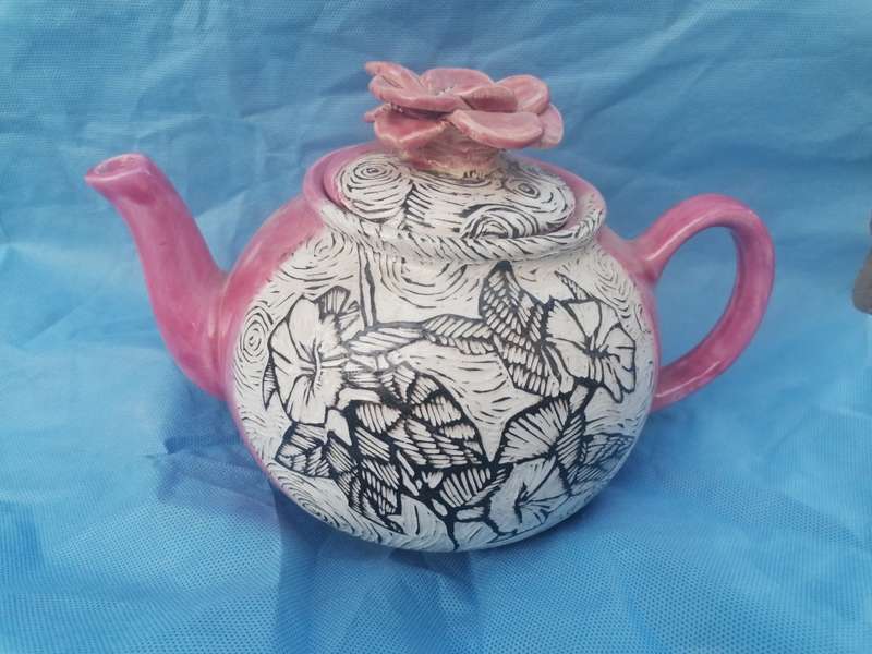 Lovely lani art tea pot