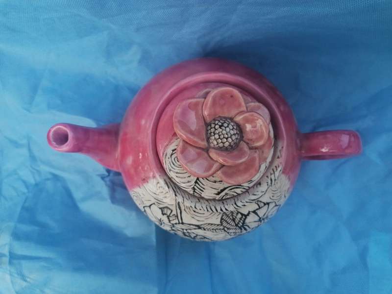Lovely lani art tea pot