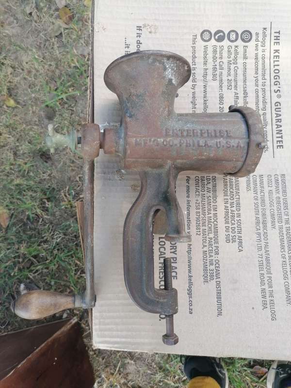 Vintage size 10 Meat Mincer