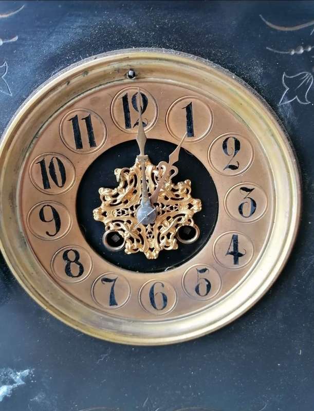 Rare Antique black marble mantle clock |