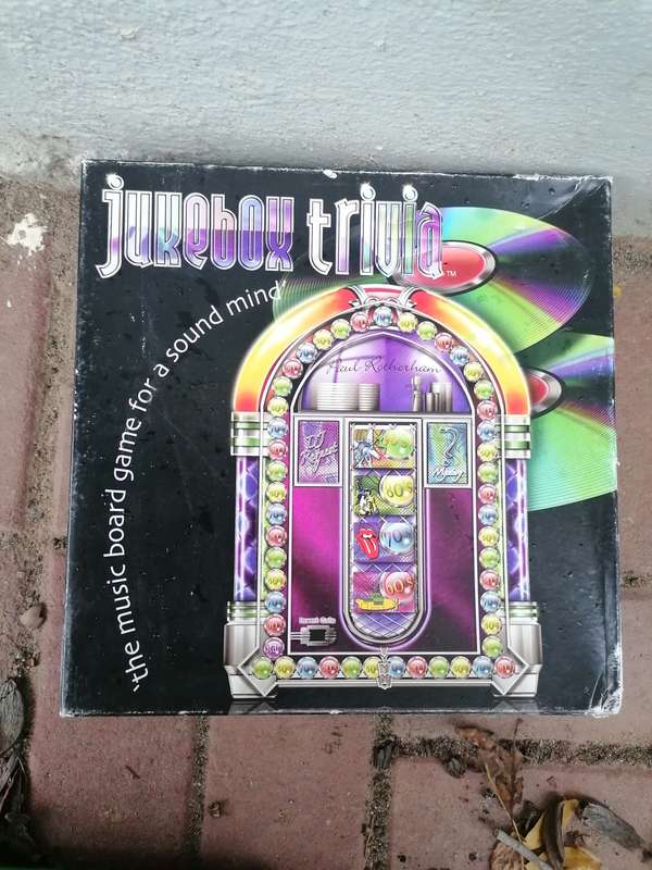 Jukebox trivia board game