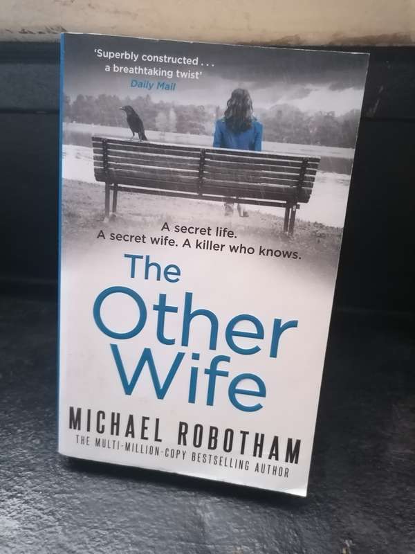The Other Wife Book by Michael Robotham