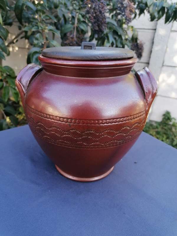 Lovely condition 1800s Derbyshire Stoneware Pottery Jar