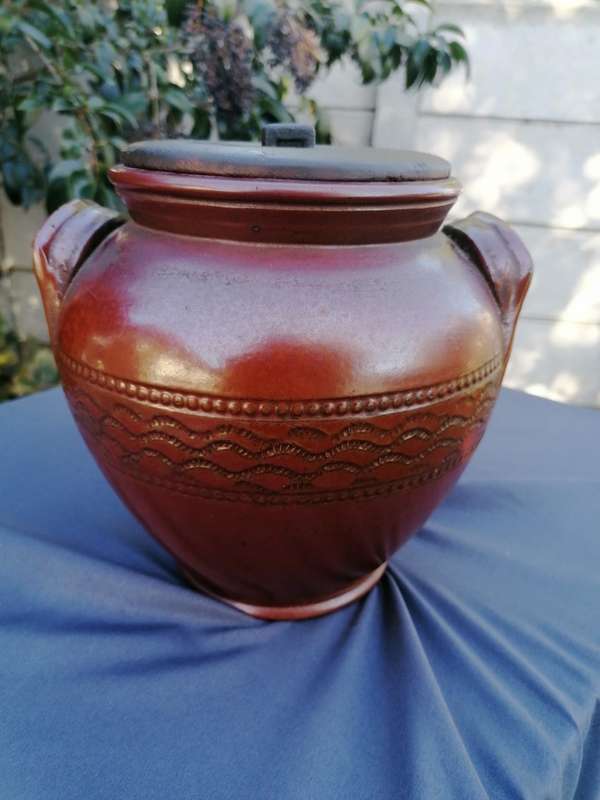 Lovely condition 1800s Derbyshire Stoneware Pottery Jar