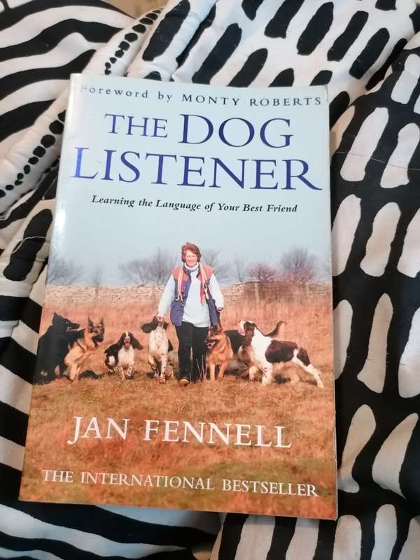 The Dog Listener: Learning the Language of Your Best Friend Book by Jan Fennell