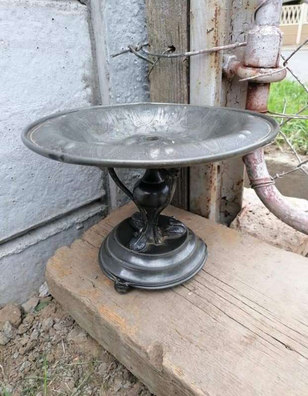 ANTIQUE PEWTER