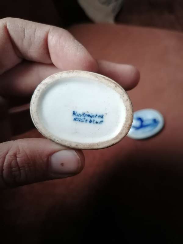 Blue Delft Pill Box Trinket Box Hand Painted Holland