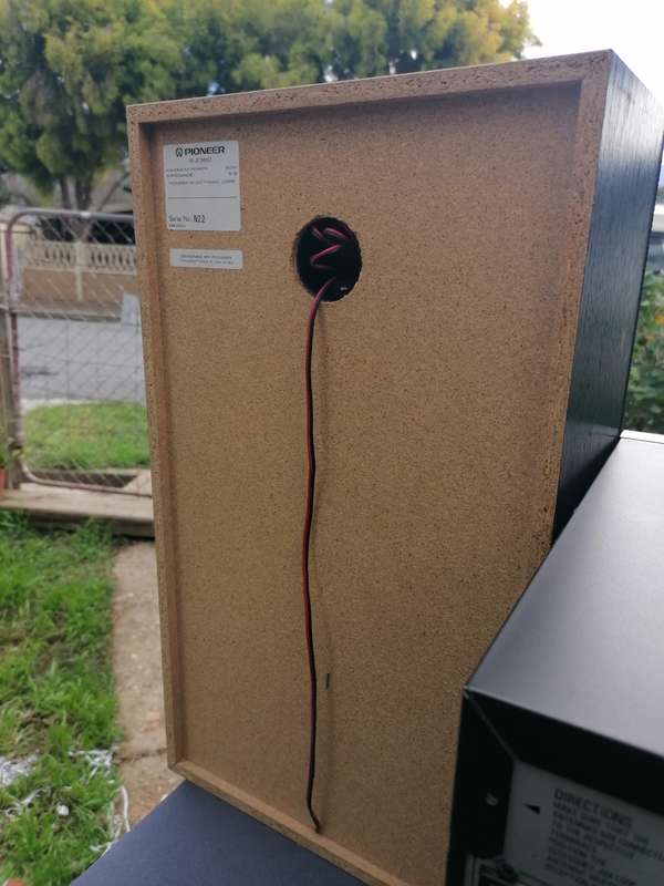 pioneer rx z36 hifi with remote. Please view description
