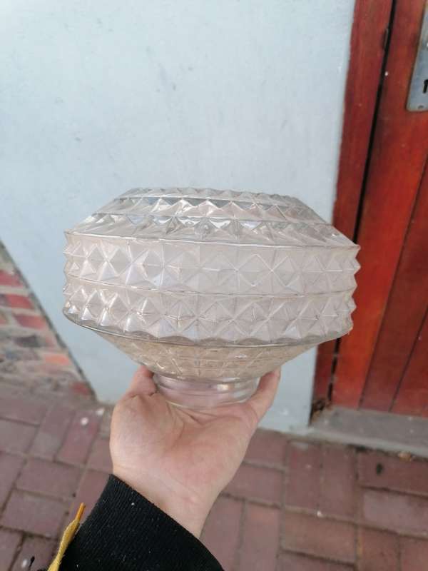 VINTAGE 70S CUT GLASS ROUND FLUSH MOUNT LAMP COVER