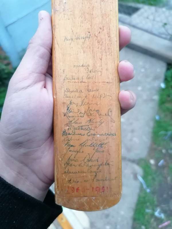 Signed minature cricket at. Appears to be dated 1960s