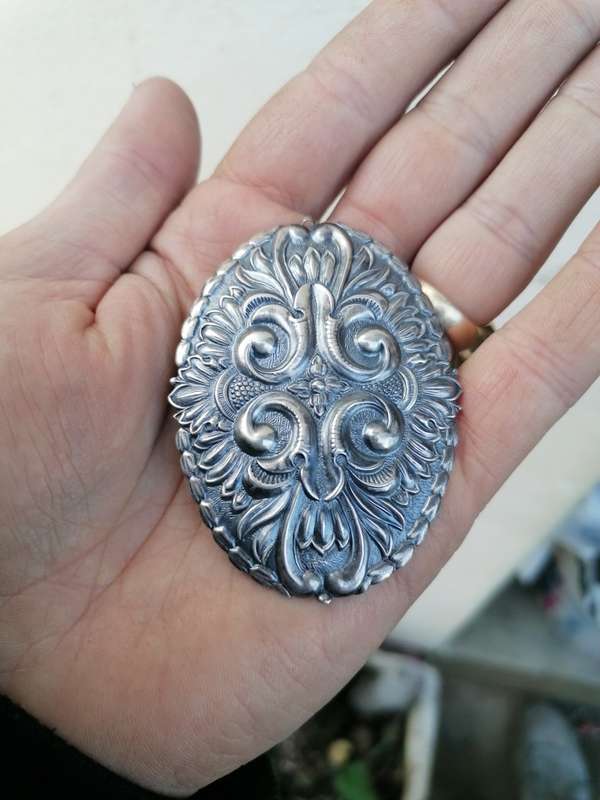 Vintage silver brooch /pendant