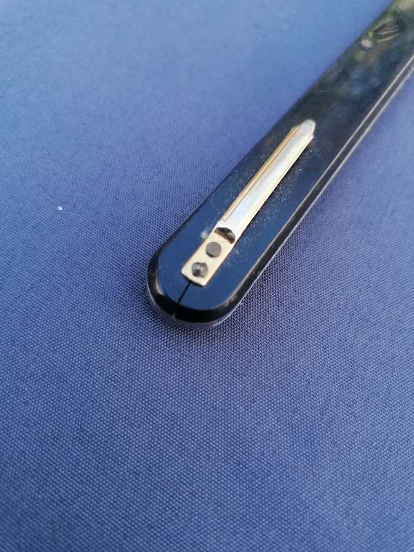 Vintage foldup knife