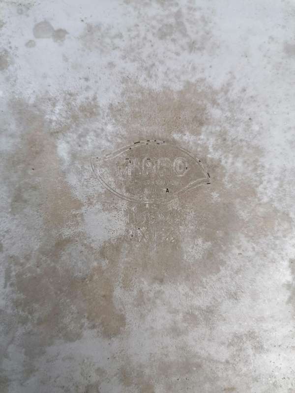 mirro aluminum cake pan bid per item