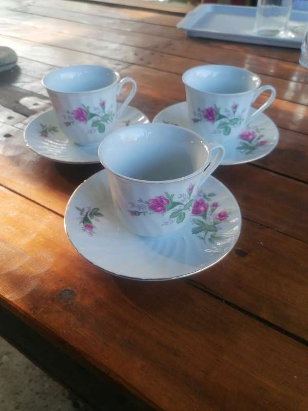 Tea Cup and sauser set