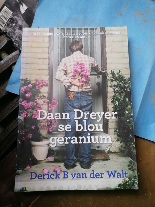 Daan Dreyer Se Blou Geranium deur Derick B. van der Walt